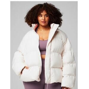Fabletics Women's Essential Puffer Size 2XL color Bone NWOT